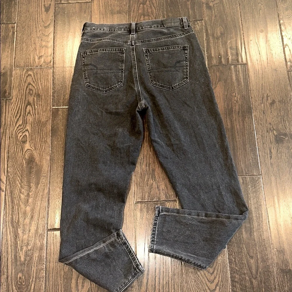 American Eagle Outfitters light black MOM High Rise Jeans size 2 regular